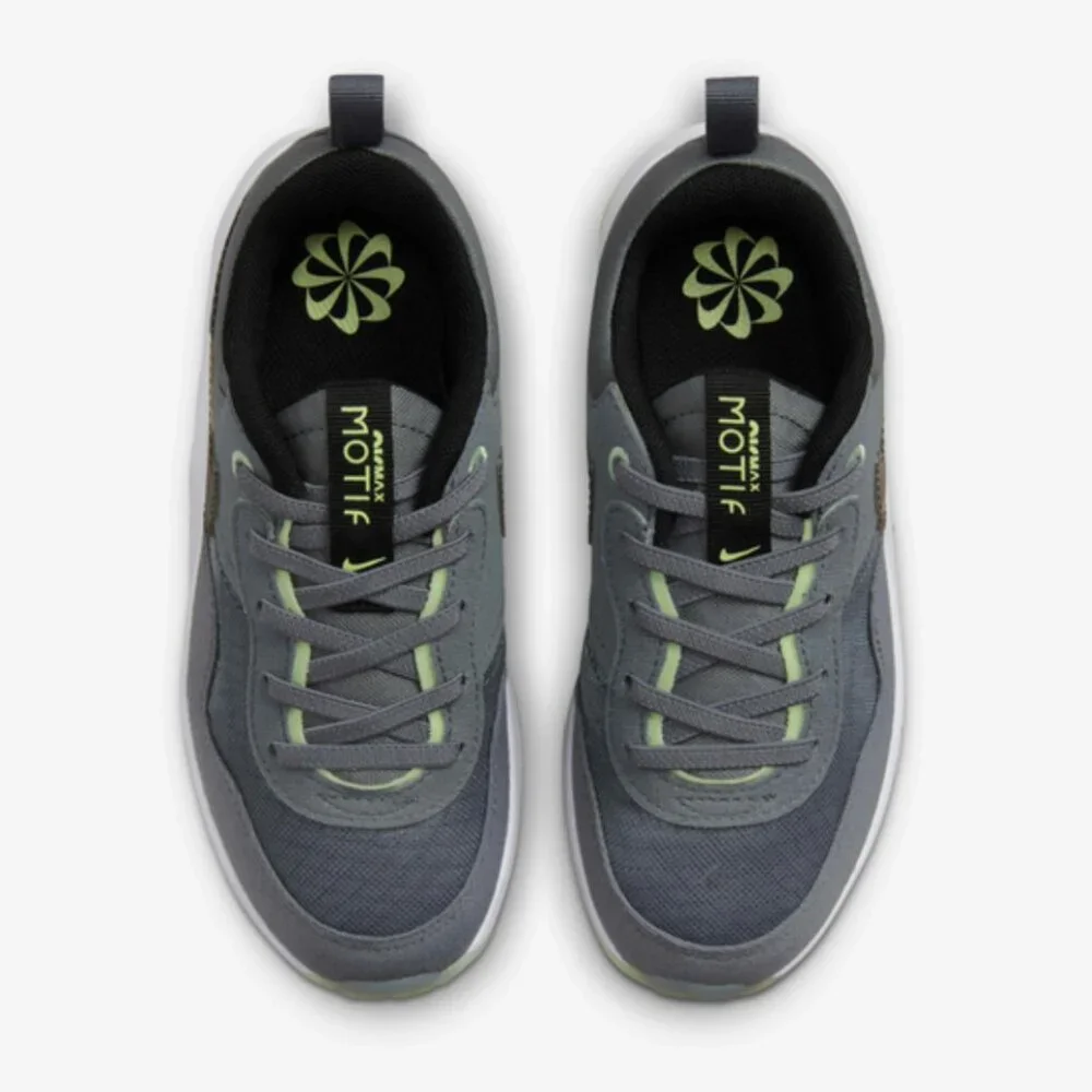 NWB Nike Kids' Air Max Motif Sneaker